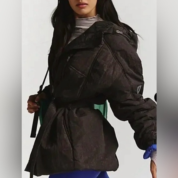 FP Movement by Free People Jackets & Blazers - Free People Movement Women's Utility Tricked Out Trek Puffer Jacket
